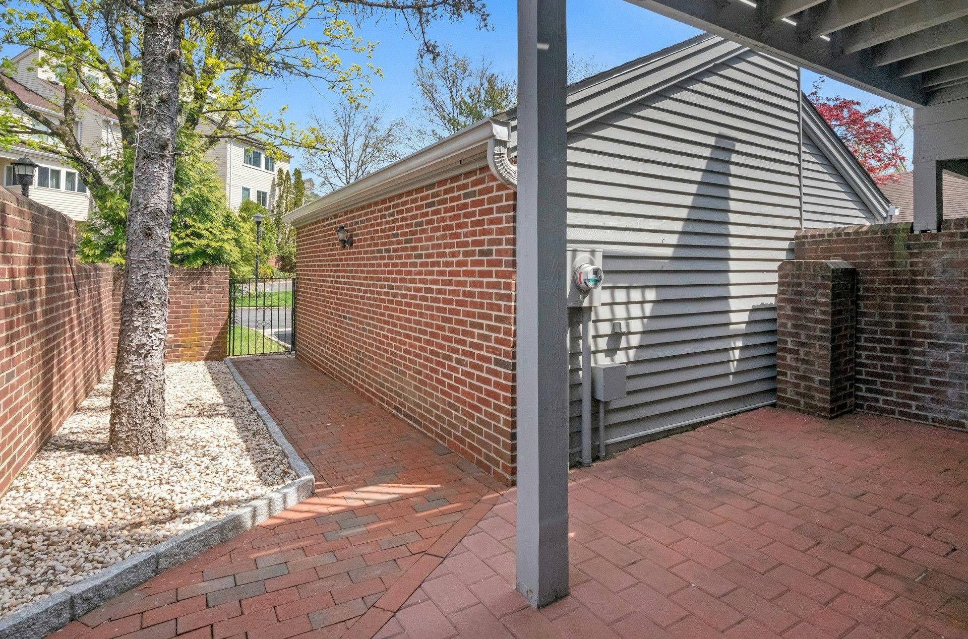 Eastchester, NY 10709,60 Waterside Close