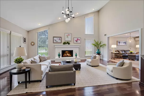 Syosset, NY 11791,160 Coachman PL