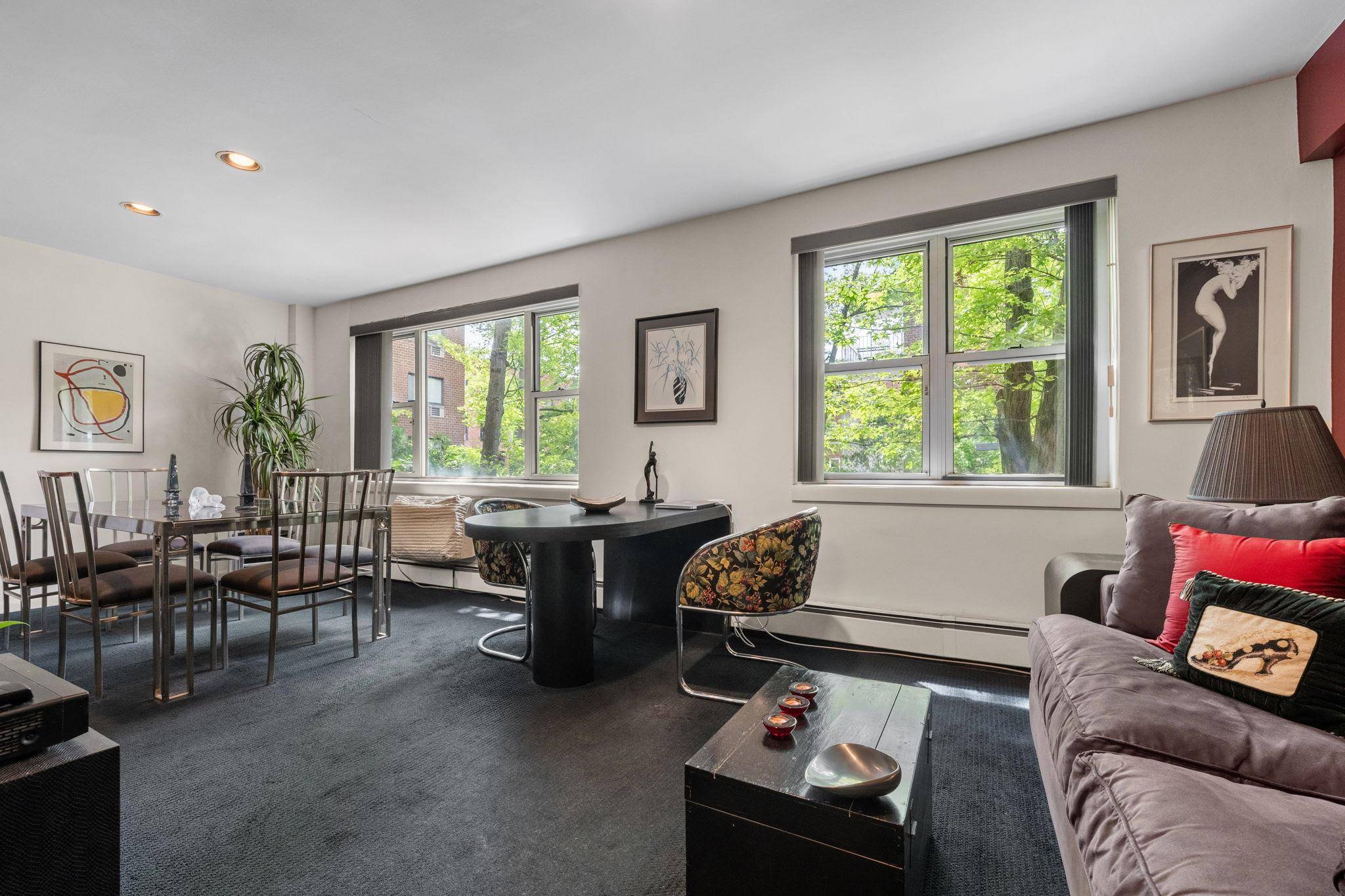 Great Neck, NY 11021,25 Chapel PL #2D