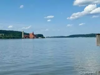 Hughsonville, NY 12590,3 Chelsea RD