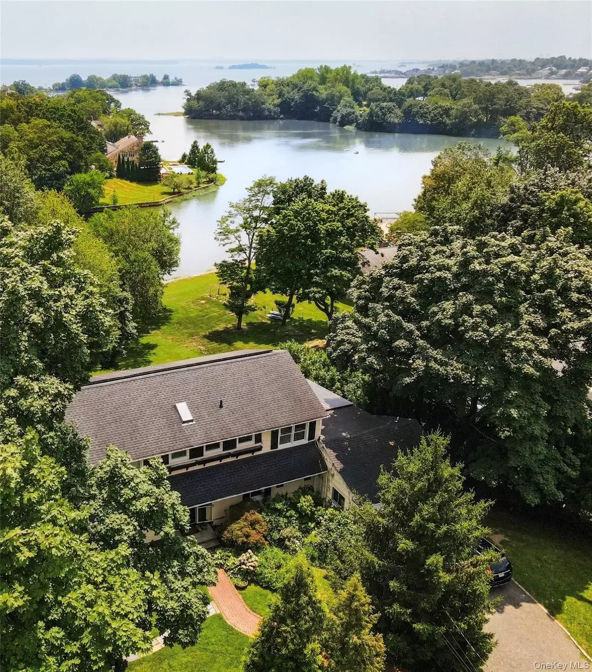 New Rochelle, NY 10801,81 Seaview AVE