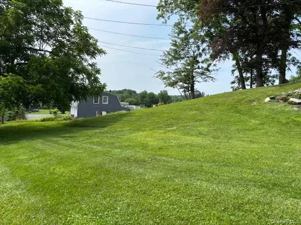 Stormville, NY 12582,11 Seaman RD