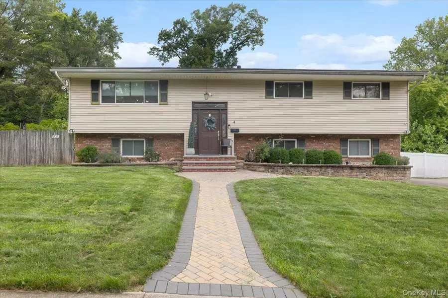 4 Tilda LN, New City, NY 10956