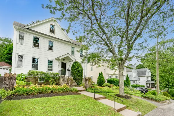 28 Lee AVE, Scarsdale, NY 10583