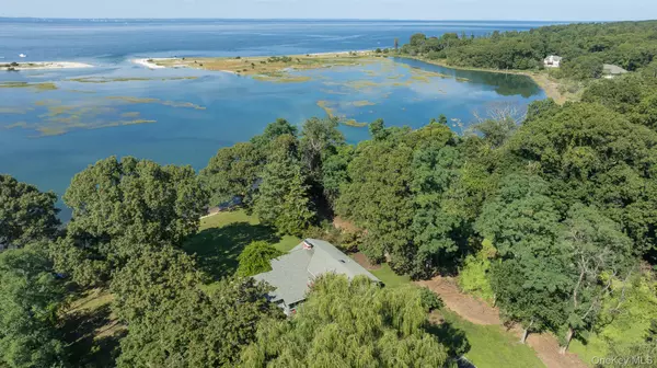 Setauket, NY 11733,5 Shore DR
