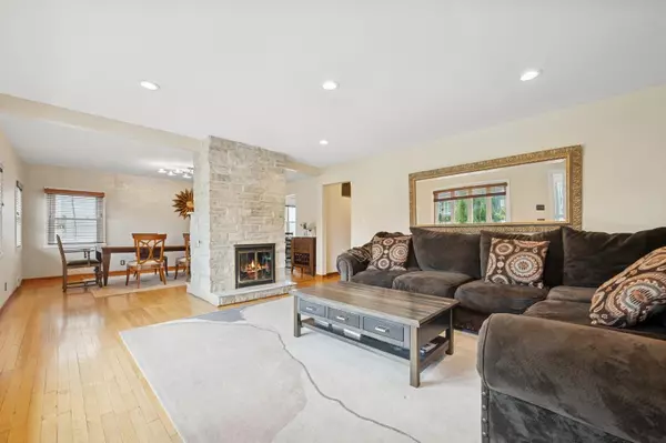 Oceanside, NY 11572,3380 Park AVE
