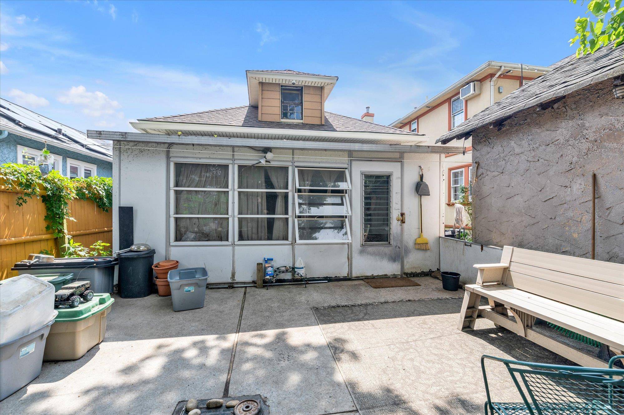 Laurelton, NY 11413,142-16 223 ST