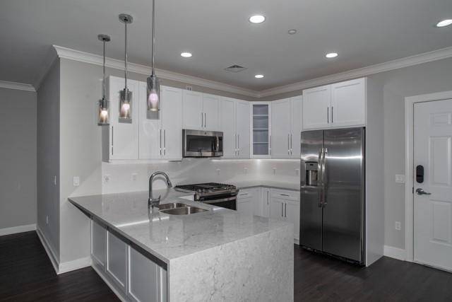 Farmingdale, NY 11735,148 south front ST #S113