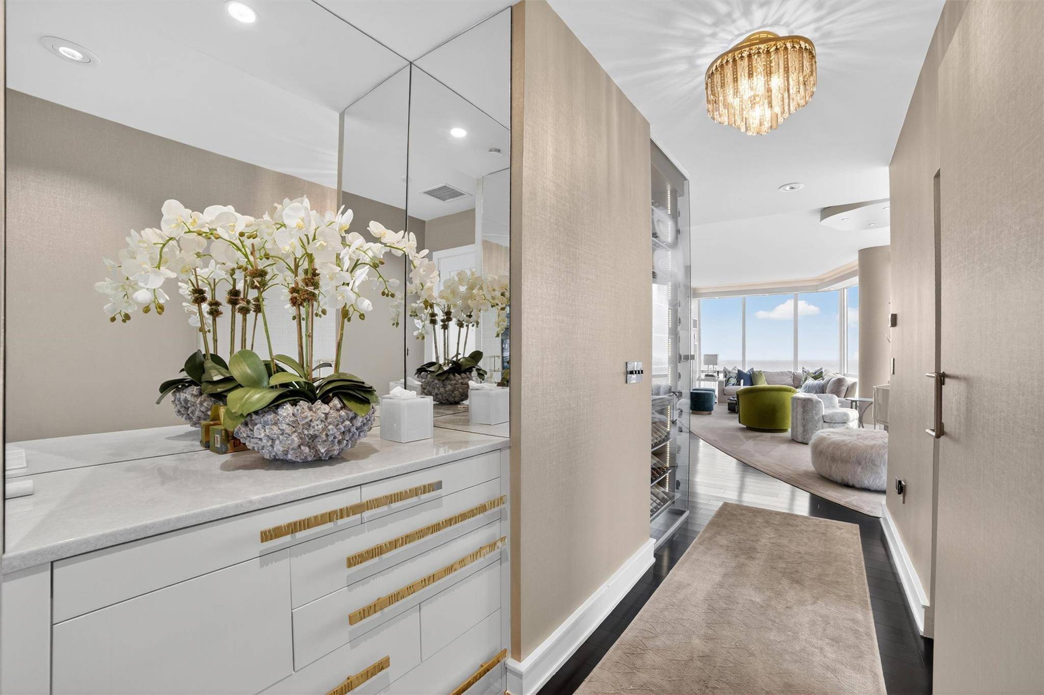 White Plains, NY 10601,5 Renaissance SQ #PH9E