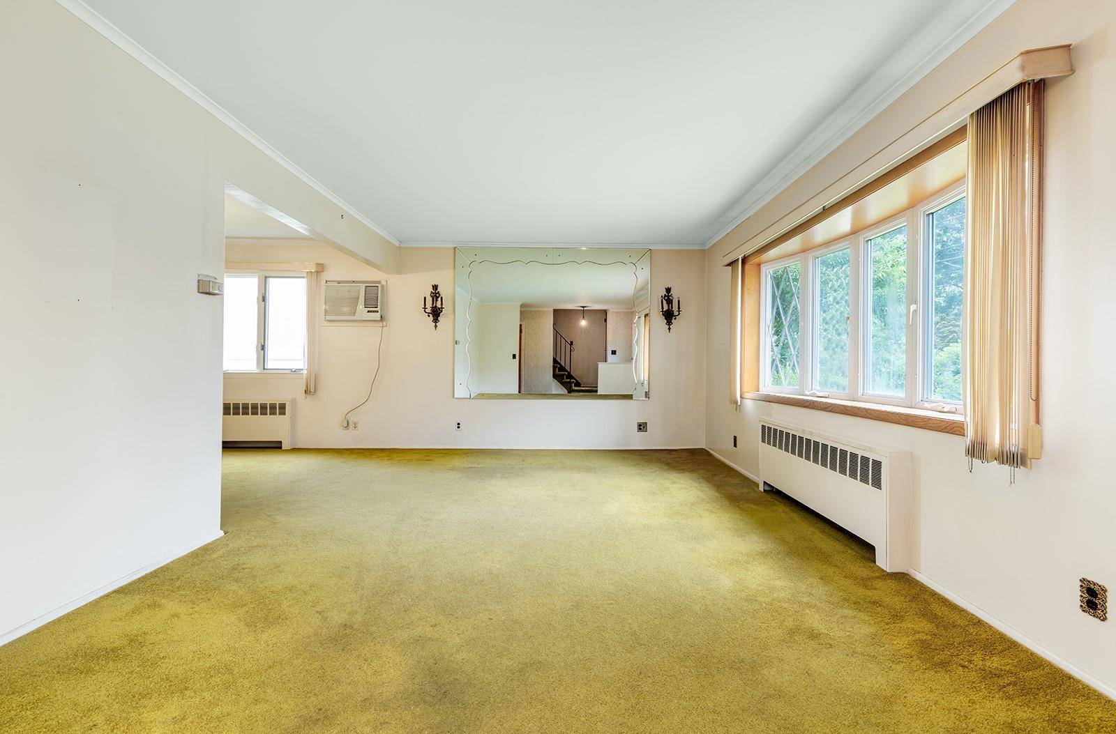 593 Maude ST, South Hempstead, NY 11550