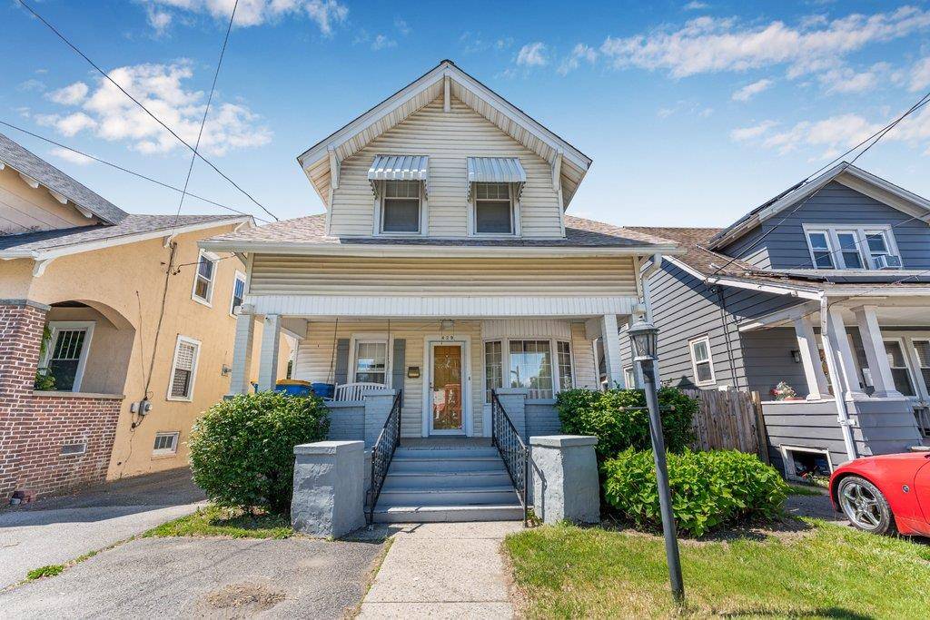 429 Albany AVE, Kingston, NY 12401