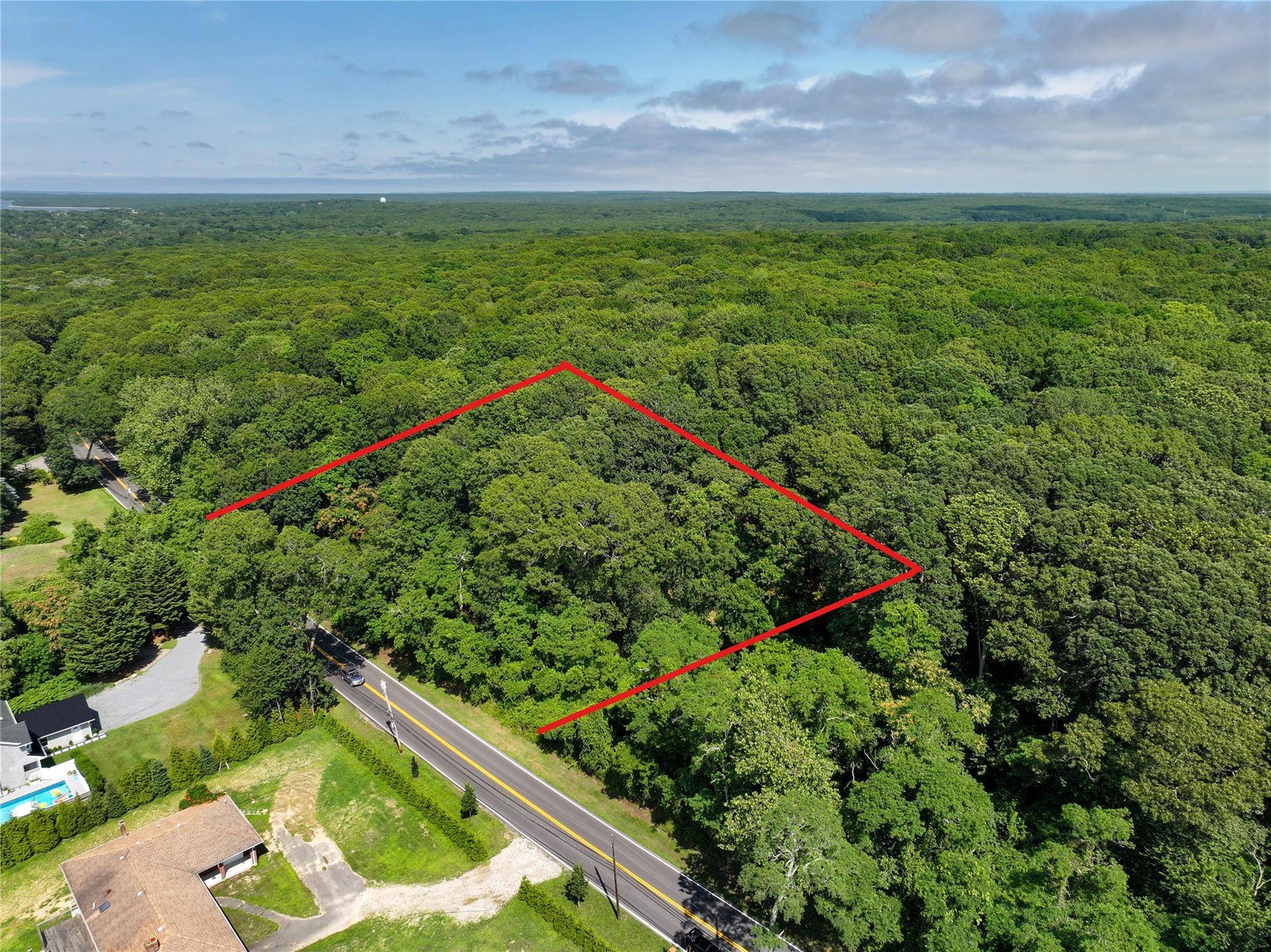 Sag Harbor, NY 11963,884 Brick Kiln RD