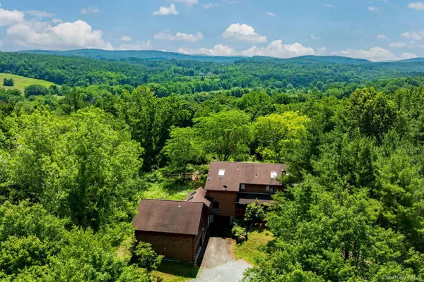Chatham, NY 12136,340 Lower Cady RD