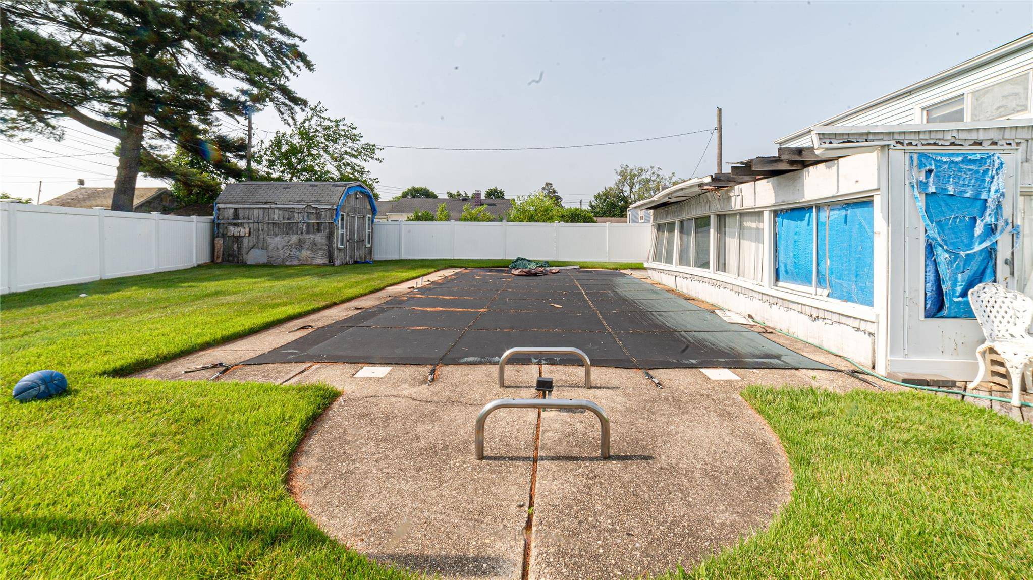 Farmingdale, NY 11735,14 Lois LN