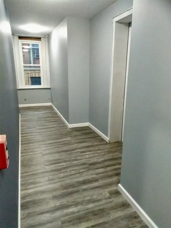 Middletown, NY 10940,108 North ST #203