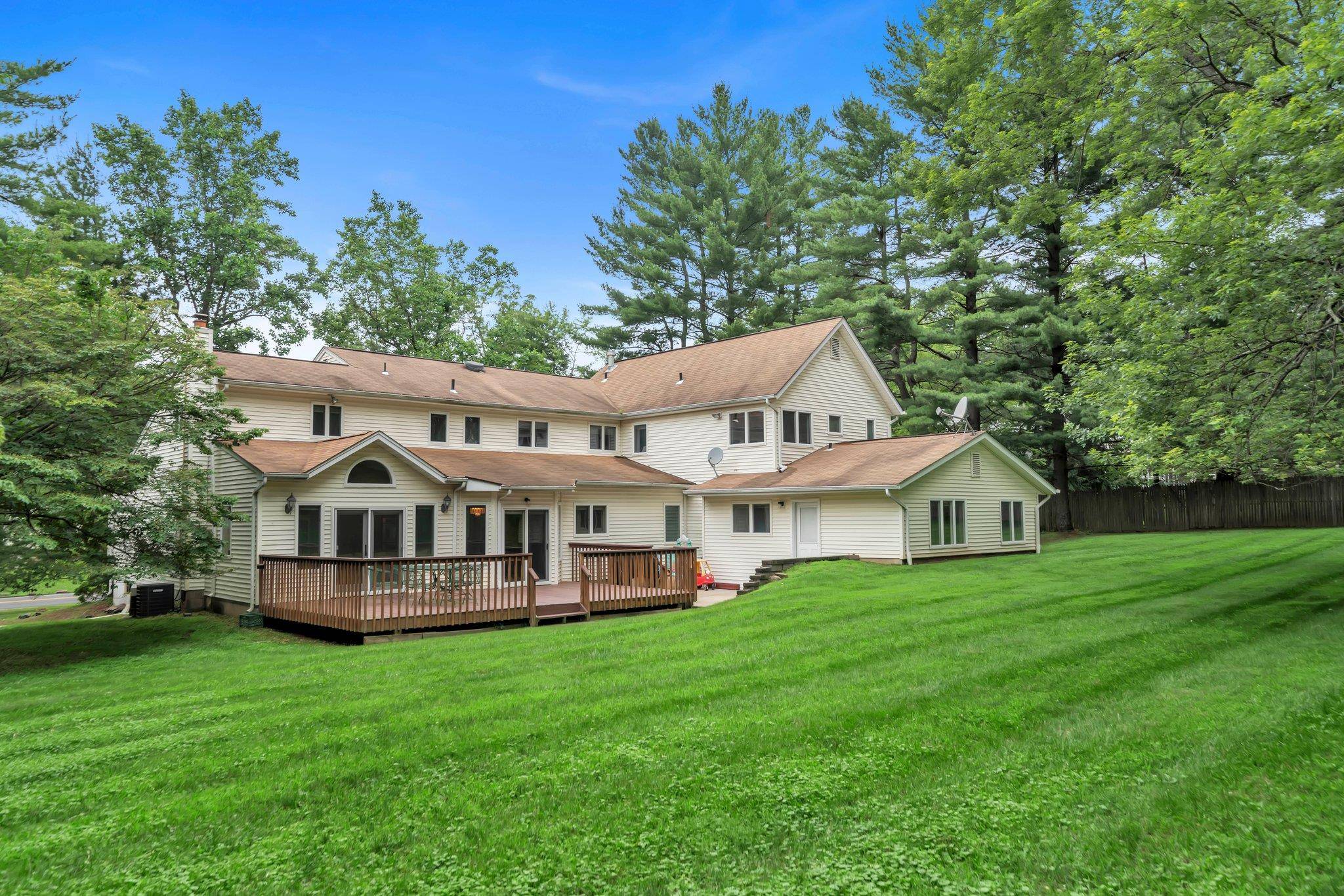 Monsey, NY 10952,42 Wilder RD