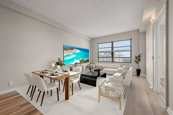 Rego Park, NY 11374,99-72 66th RD #9B