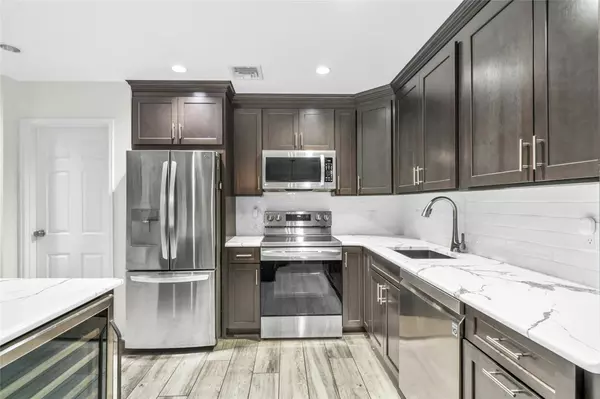 Plainview, NY 11803,104 Palo Alto DR