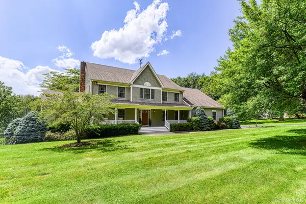 Warwick, NY 10990,21 Crystal Farm RD