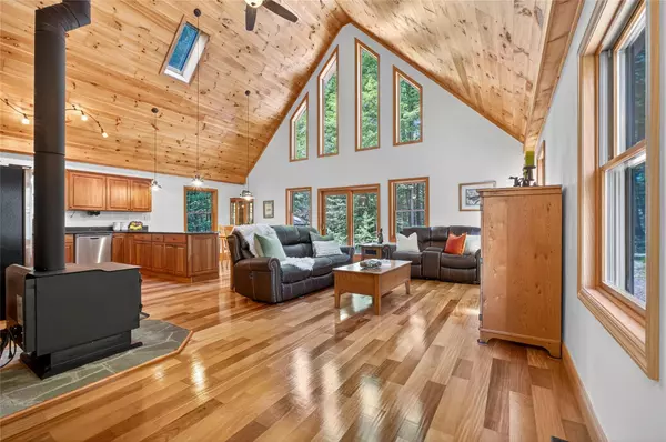 New Paltz, NY 12561,81 Soper RD