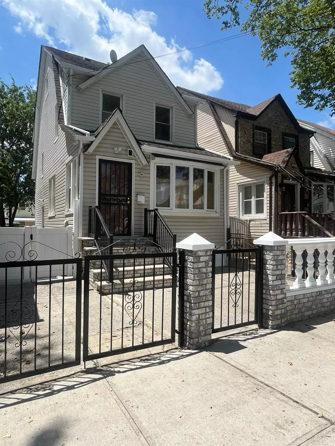 South Ozone Park, NY 11420,116-16 130th ST