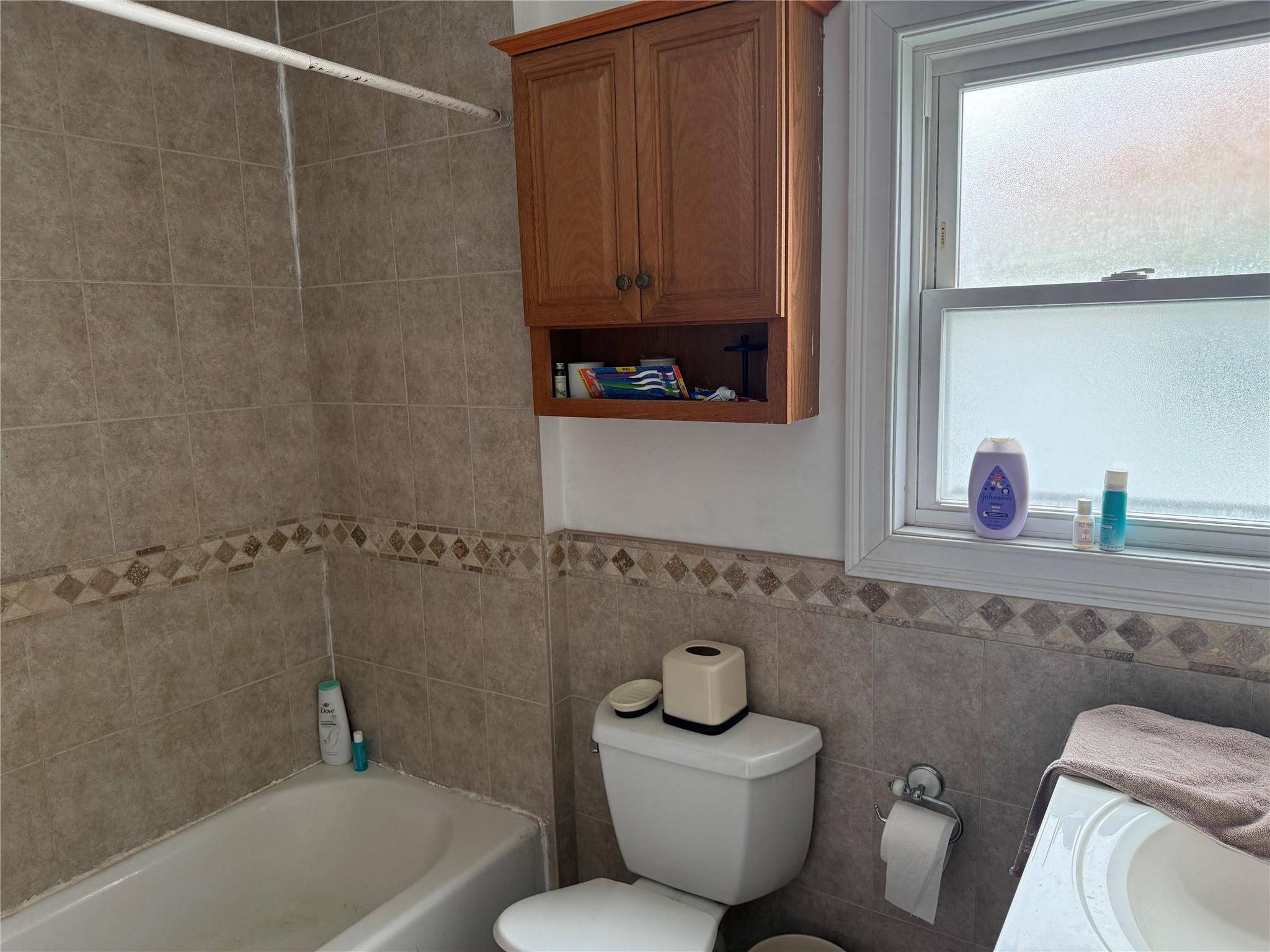 Whitestone, NY 11357,149-11 19 AVE