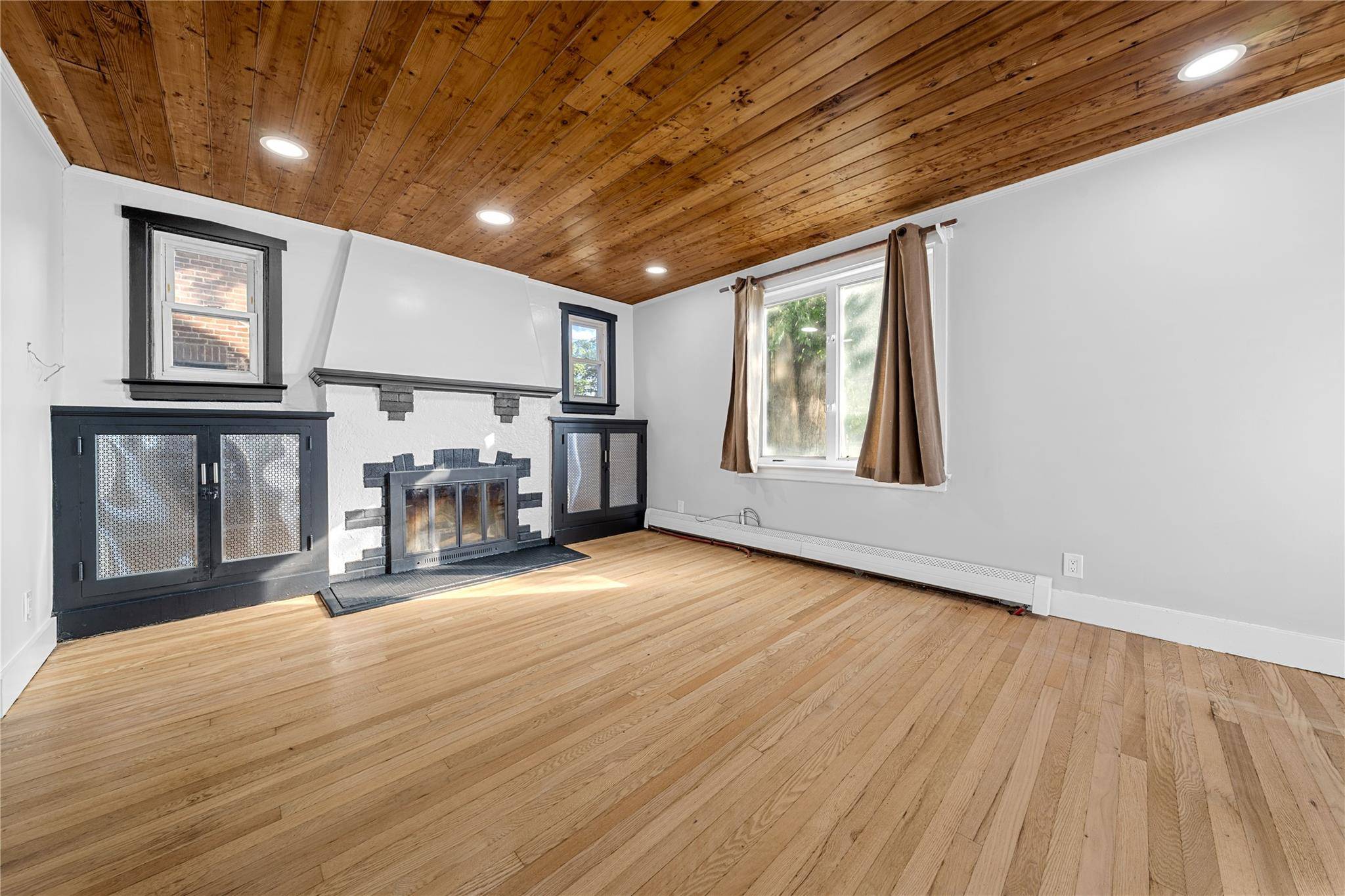 Hempstead, NY 11550,199 William ST