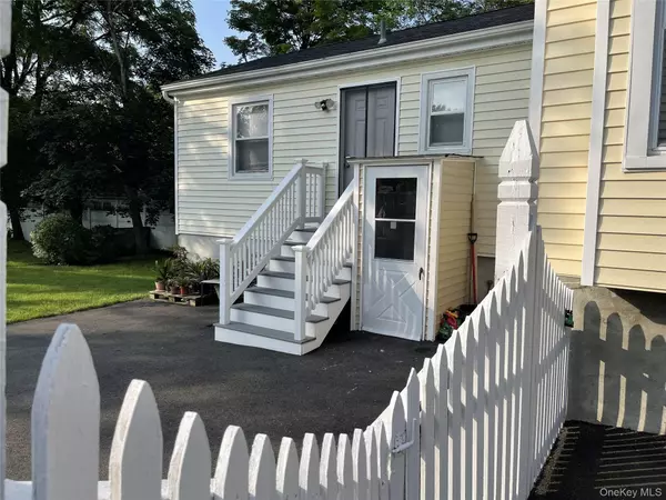 Chappaqua, NY 10514,73 S Bedford RD