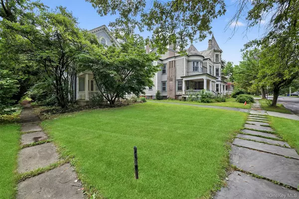 Poughkeepsie, NY 12601,13 Garfield PL