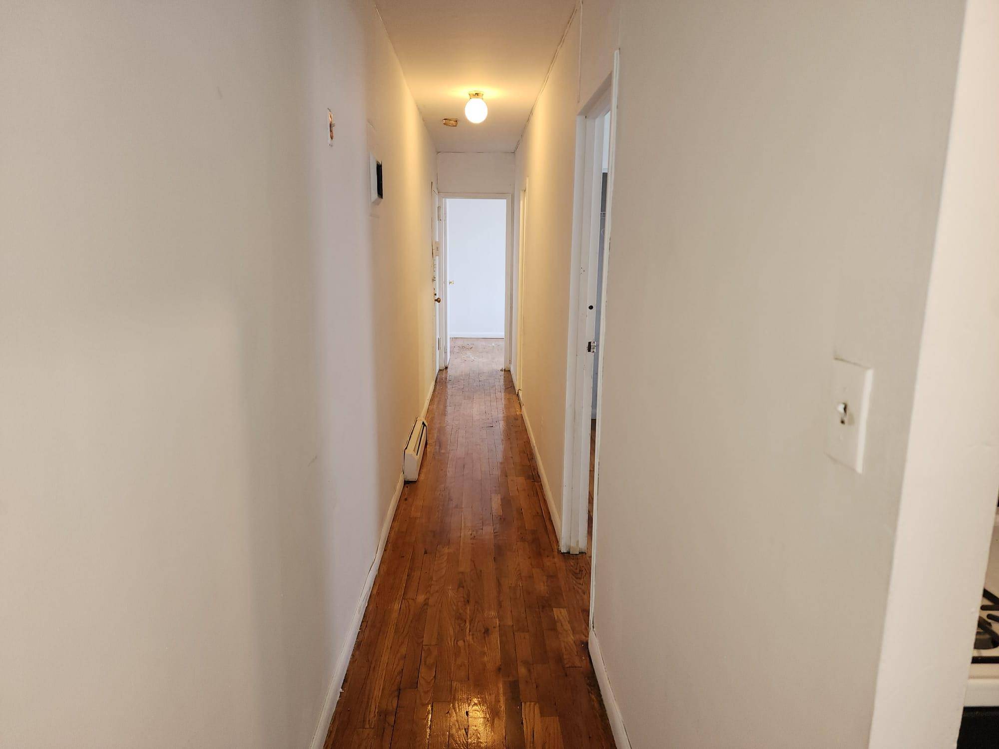 New York (manhattan), NY 10029,319 E 105th ST #6A
