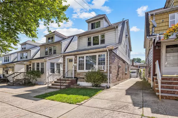 59-39 156th ST, Flushing, NY 11355