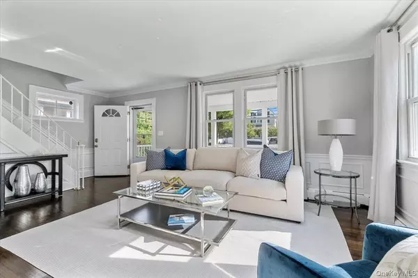 Port Washington, NY 11050,33 Avenue B AVE