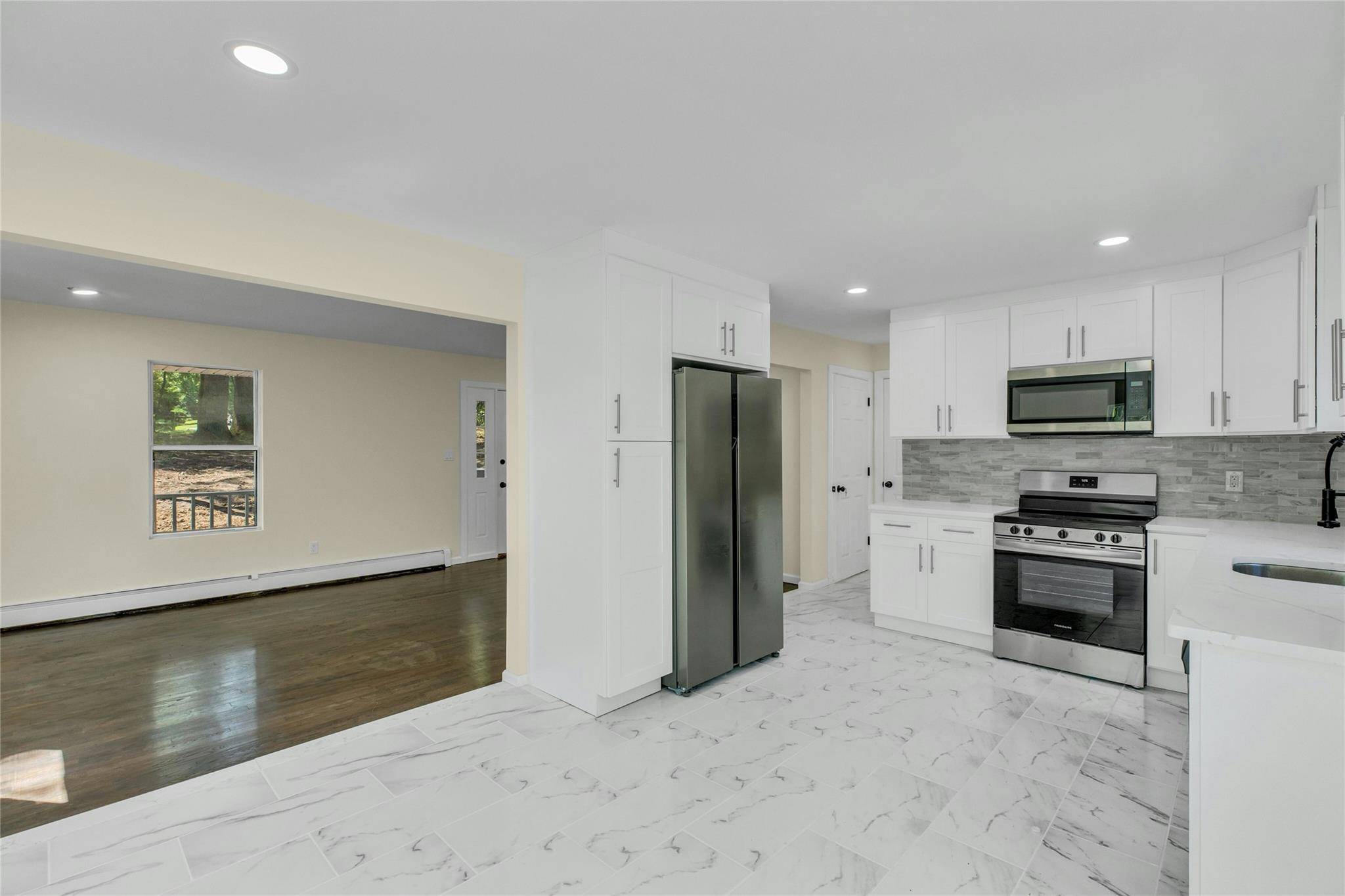 Port Jefferson, NY 11777,212 Sheldrake AVE