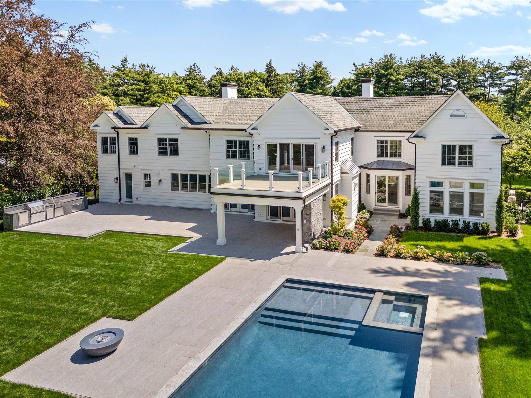 Scarsdale, NY 10583,42 Mamaroneck RD