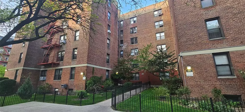6535 108th ST #B7, Forest Hills, NY 11375
