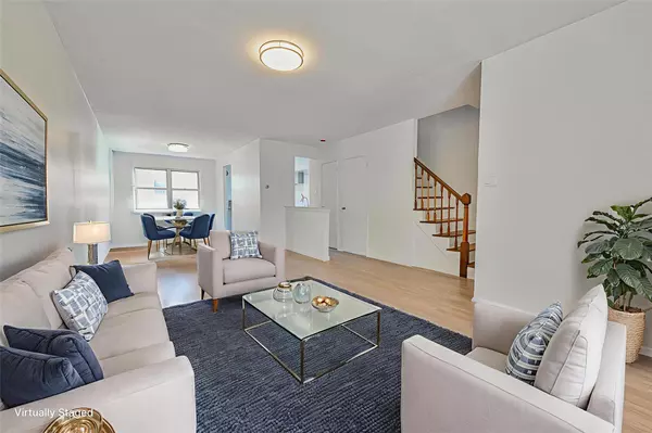 Flushing, NY 11367,150-01 Horace Harding Exp