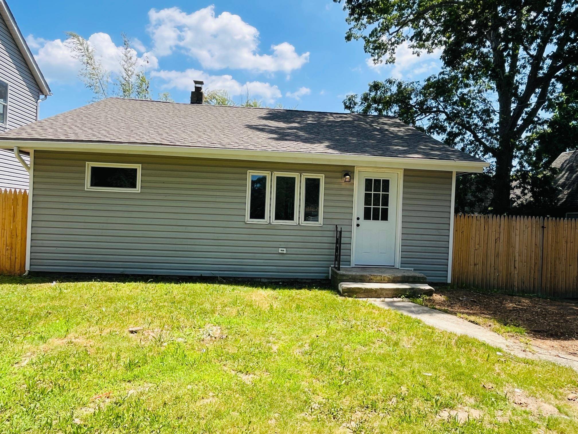 Mastic Beach, NY 11951,191 Laurelton DR