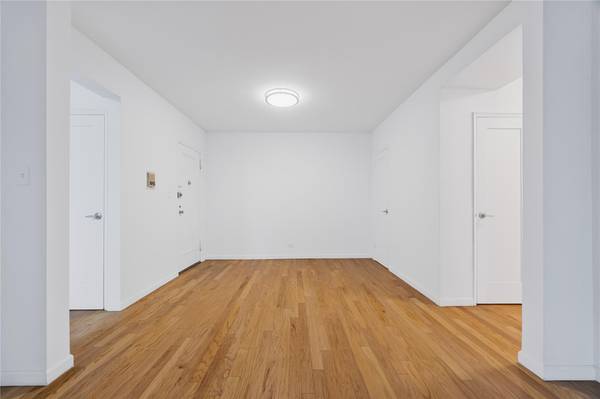 Bronx, NY 10463,3616 Henry Hudson Pkwy #2IS