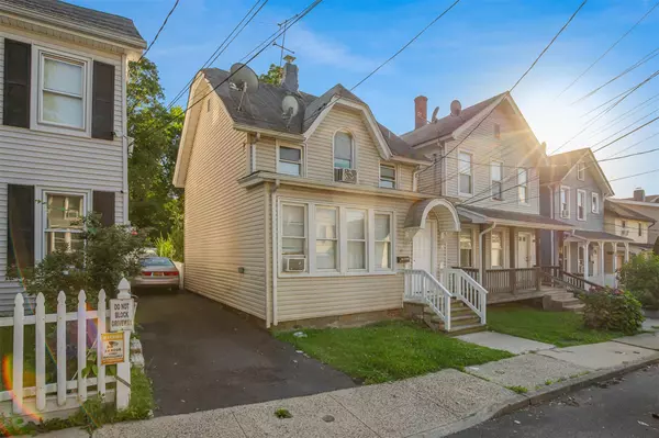Ossining, NY 10562,35 Ann ST
