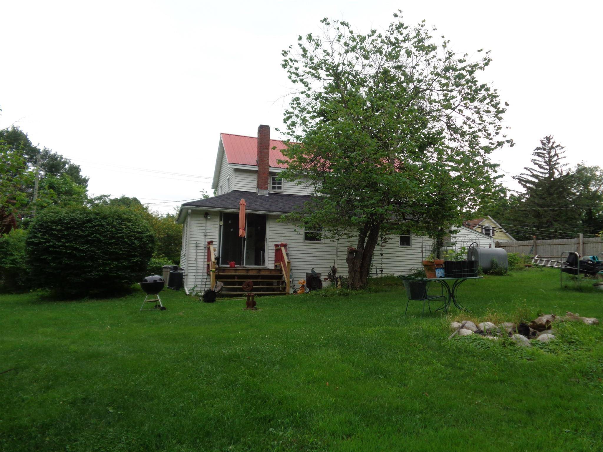 Bloomingburg, NY 12721,73 North RD