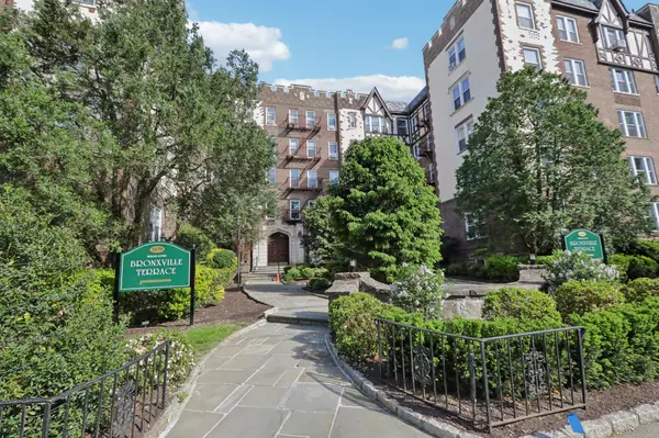 1470 Midland AVE #3O, Bronxville, NY 10708