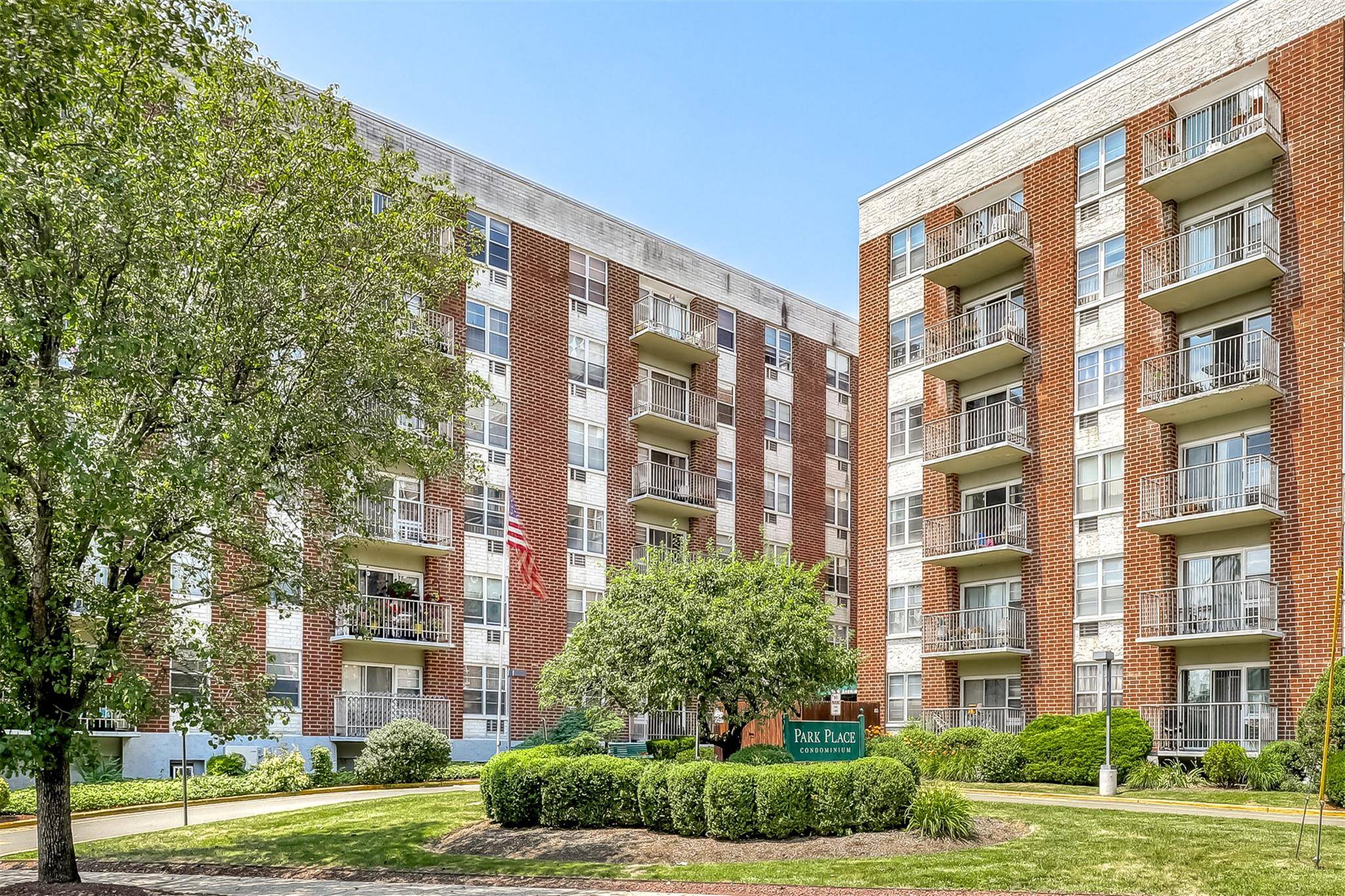 Suffern, NY 10901,35 Park AVE #2T