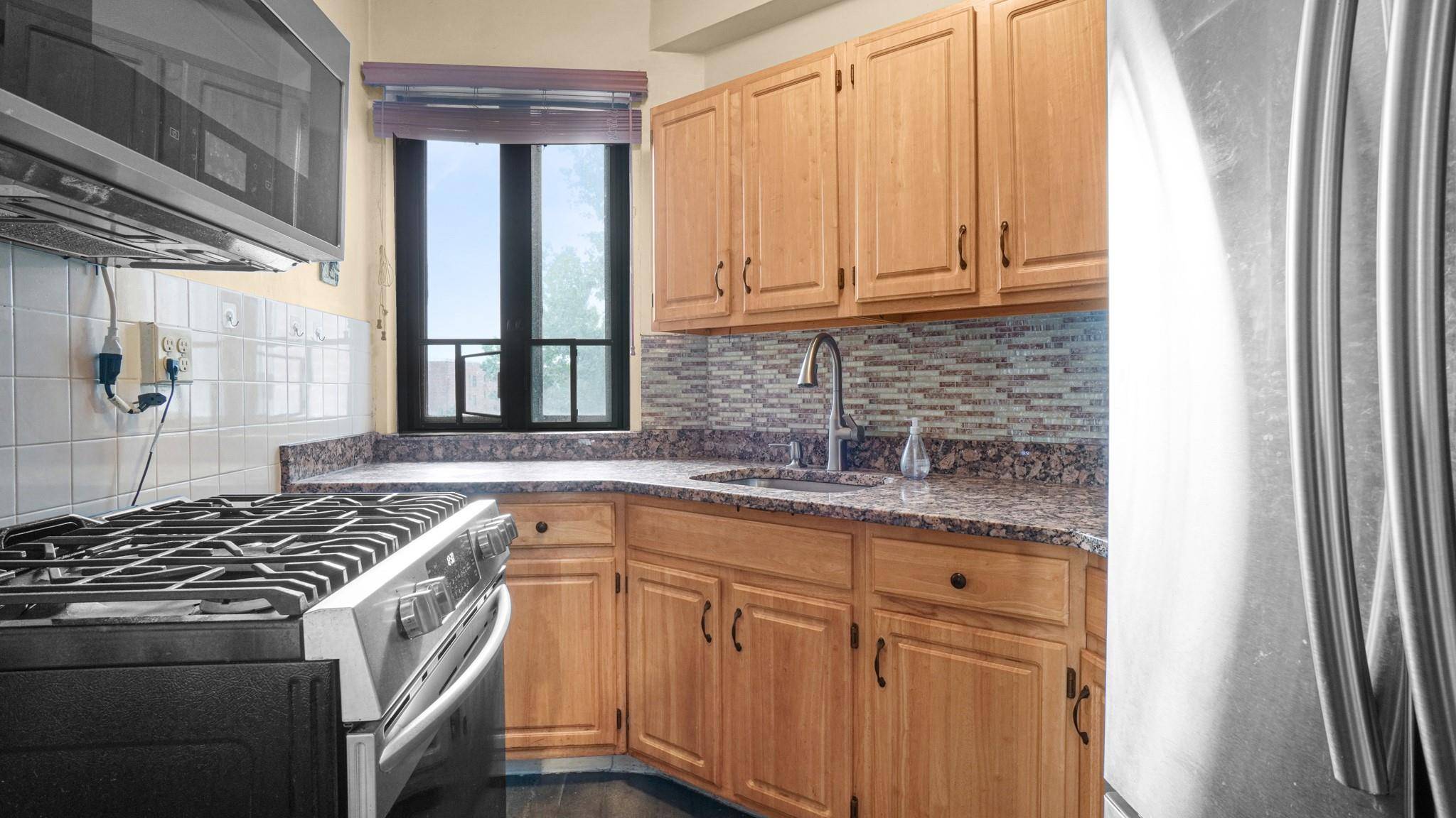 Bronx, NY 10462,1610 Metropolitan AVE #6H