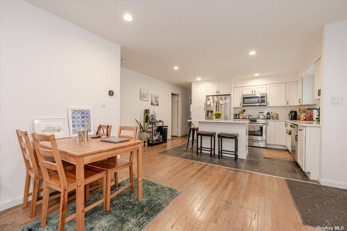 Long Beach, NY 11561,339 E Chester ST