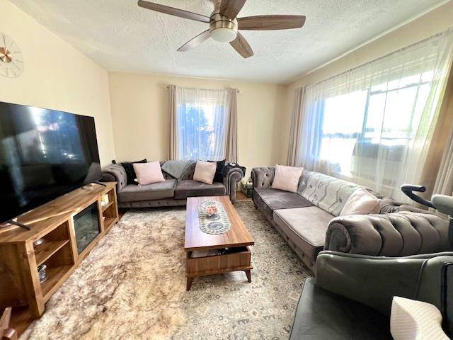 219-59 74 AVE #422A1, Bayside, NY 11364