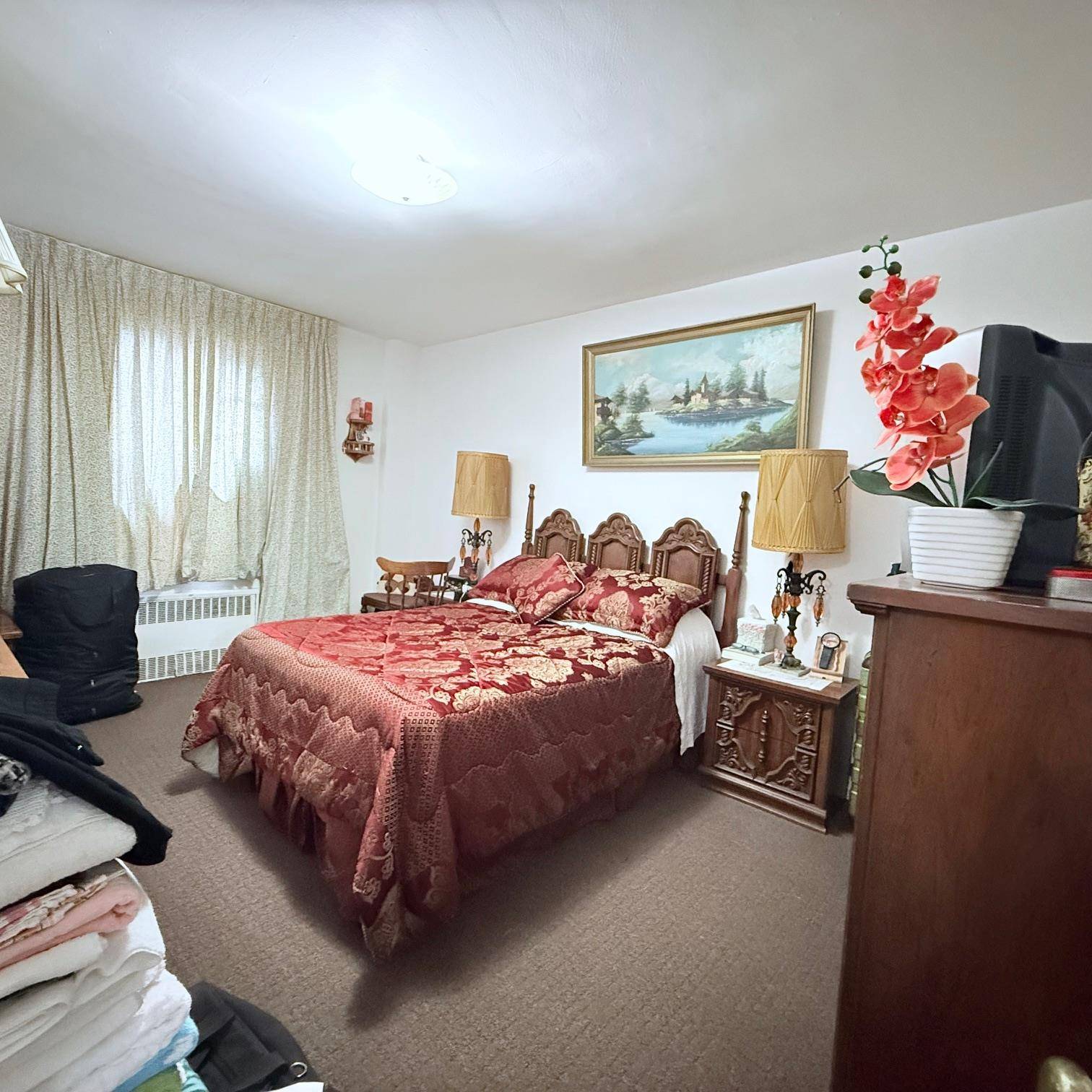 Woodhaven, NY 11421,83-15 98 ST #3K