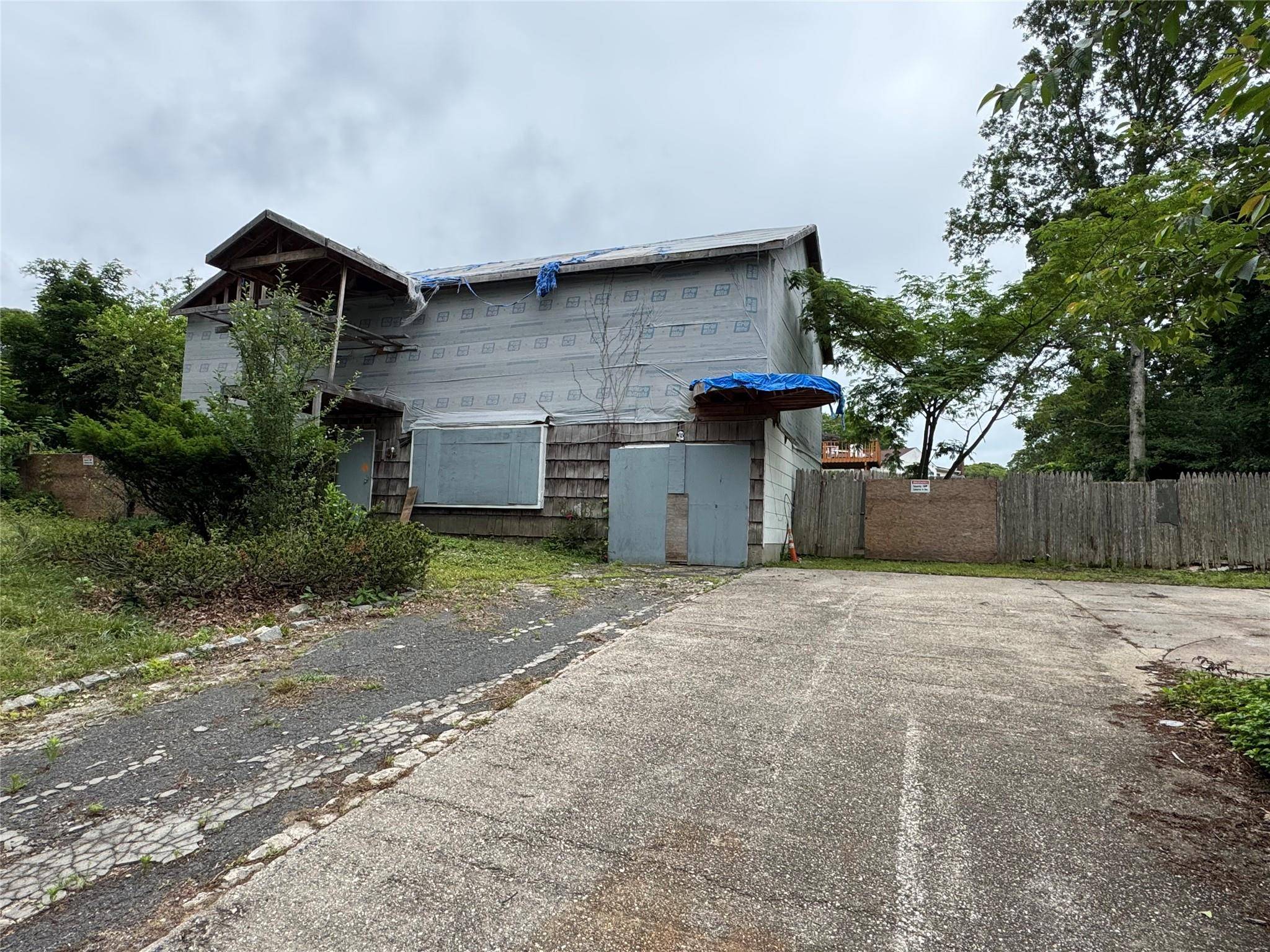 Coram, NY 11727,58 W Denis LN
