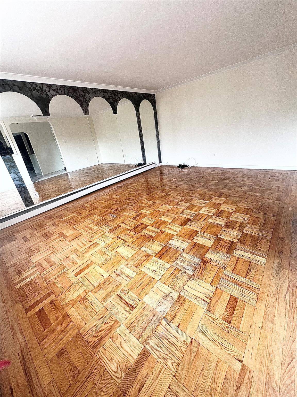 Yonkers, NY 10704,9 Breglia ST