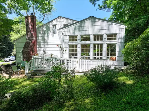 New Windsor, NY 12553,14 Cherie LN