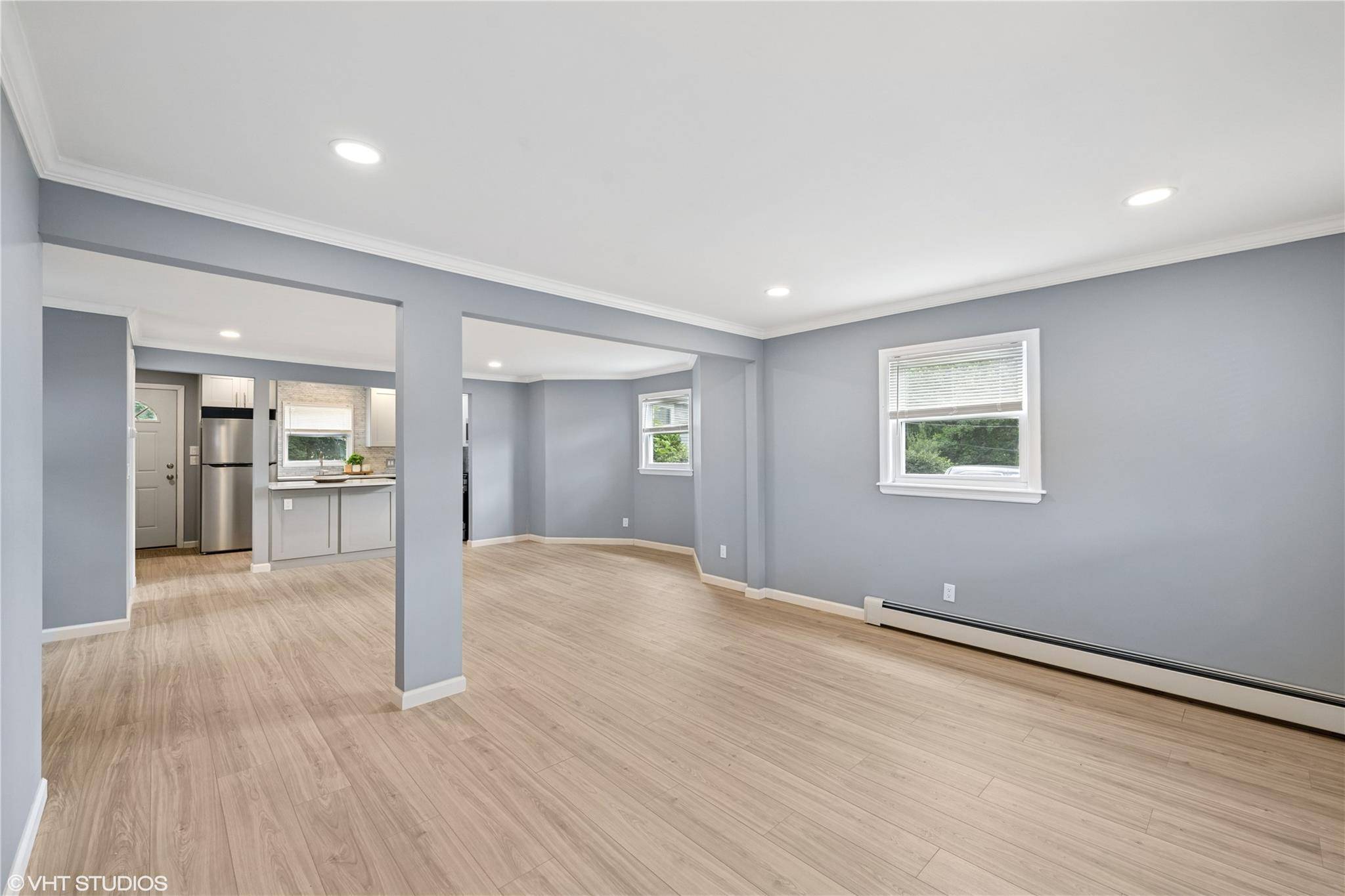 Huntington Station, NY 11746,92 Columbia ST